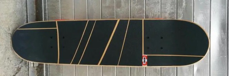 skateboard with modified griptape